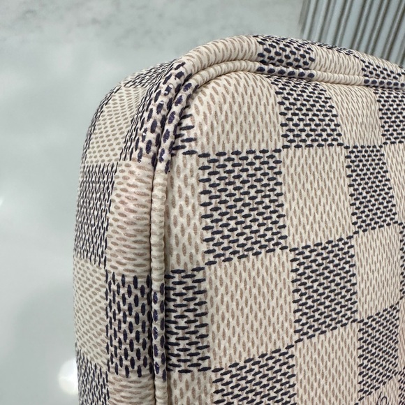 RARE Louis Vuitton Damier Azur Mini Pochette - Picture 10 of 17